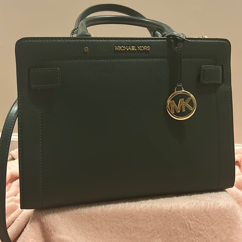⭐️⭐️ Michael Kors Racing Green Leather Satchel, New! 💥